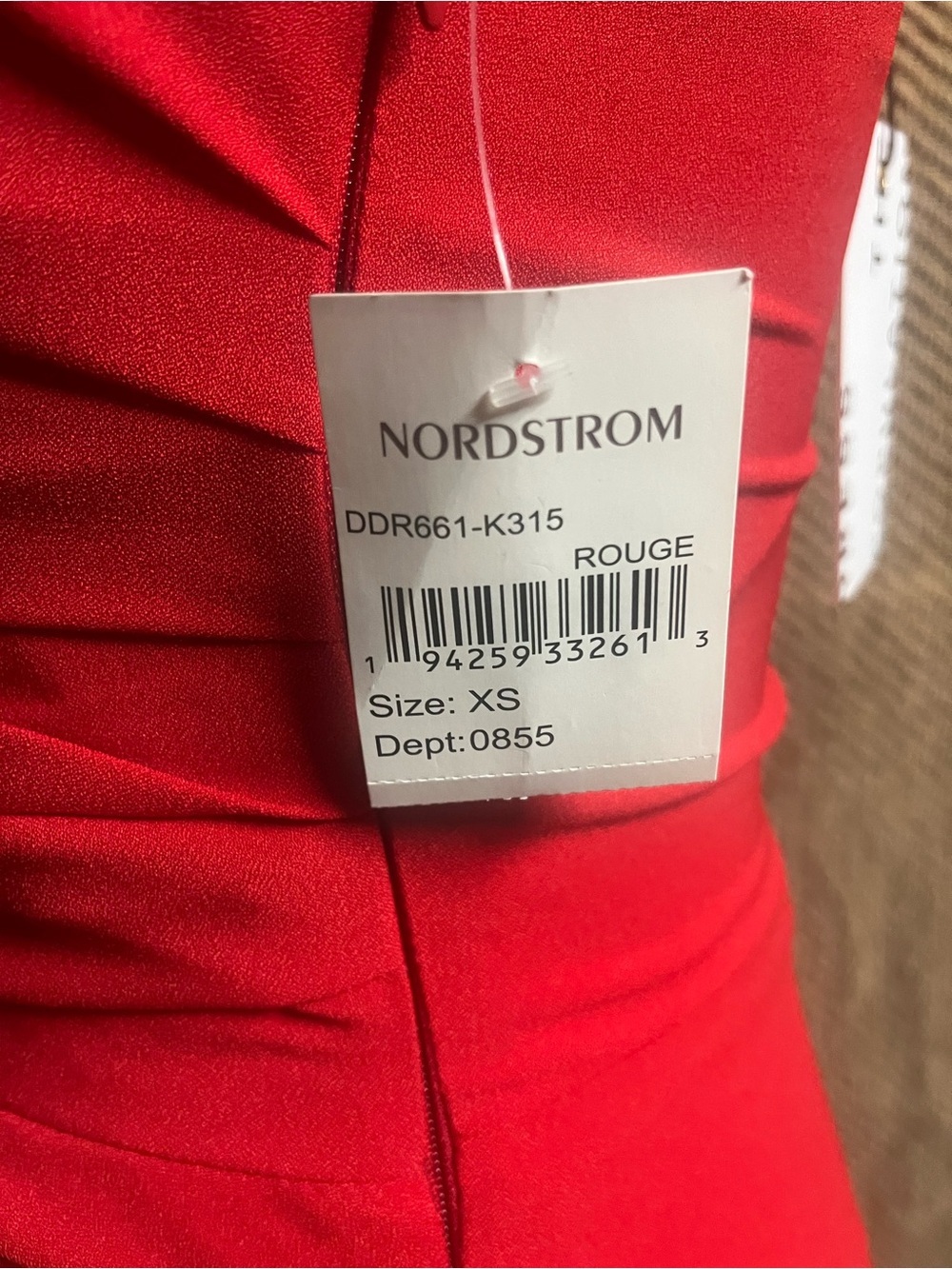 Dress the population ROUCHED crepe body on Shoulder Red Midi Dress - Picture 3 of 5